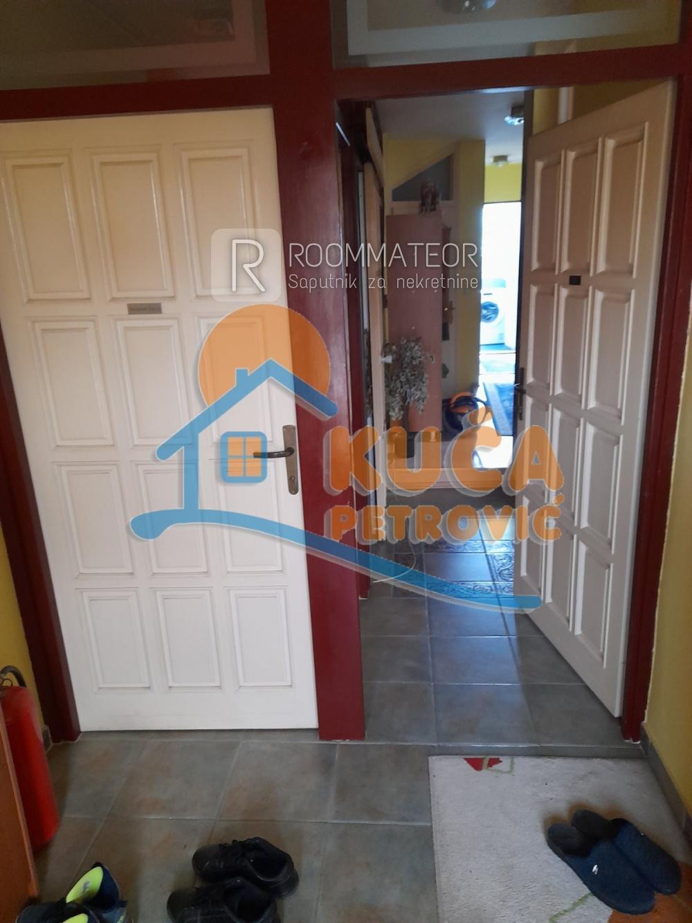 Slika 6 - Jovana Babunskog,  Kuća na prodaju, 312m2, 309.000€