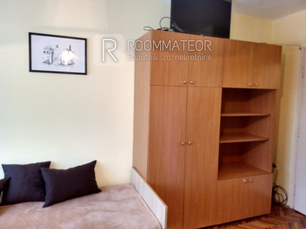 Slika 0 - Sremska 5, Jednosoban stan za izdavanje, 30m2, 220€