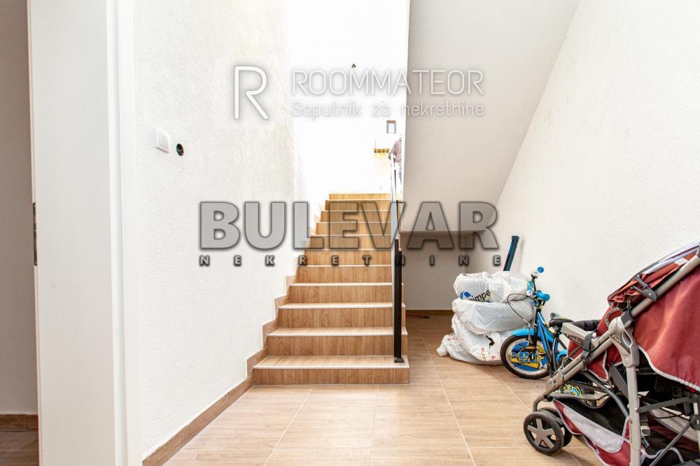 Slika 6 - Donjovrežinska,  Lokal na prodaju, 85m2, 80.000€