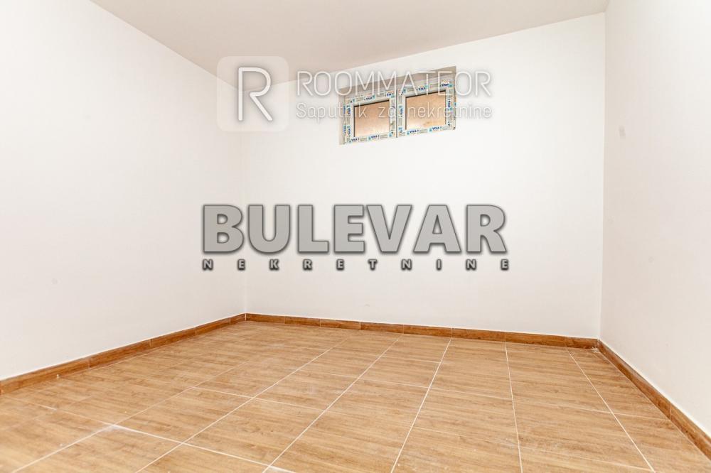 Slika 2 - Donjovrežinska,  Lokal na prodaju, 85m2, 80.000€