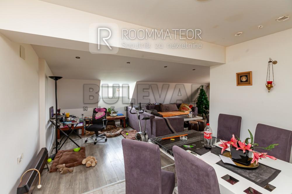 Slika 2 - Somborski bulevar, Trosoban stan na prodaju, 101m2, 126.000€