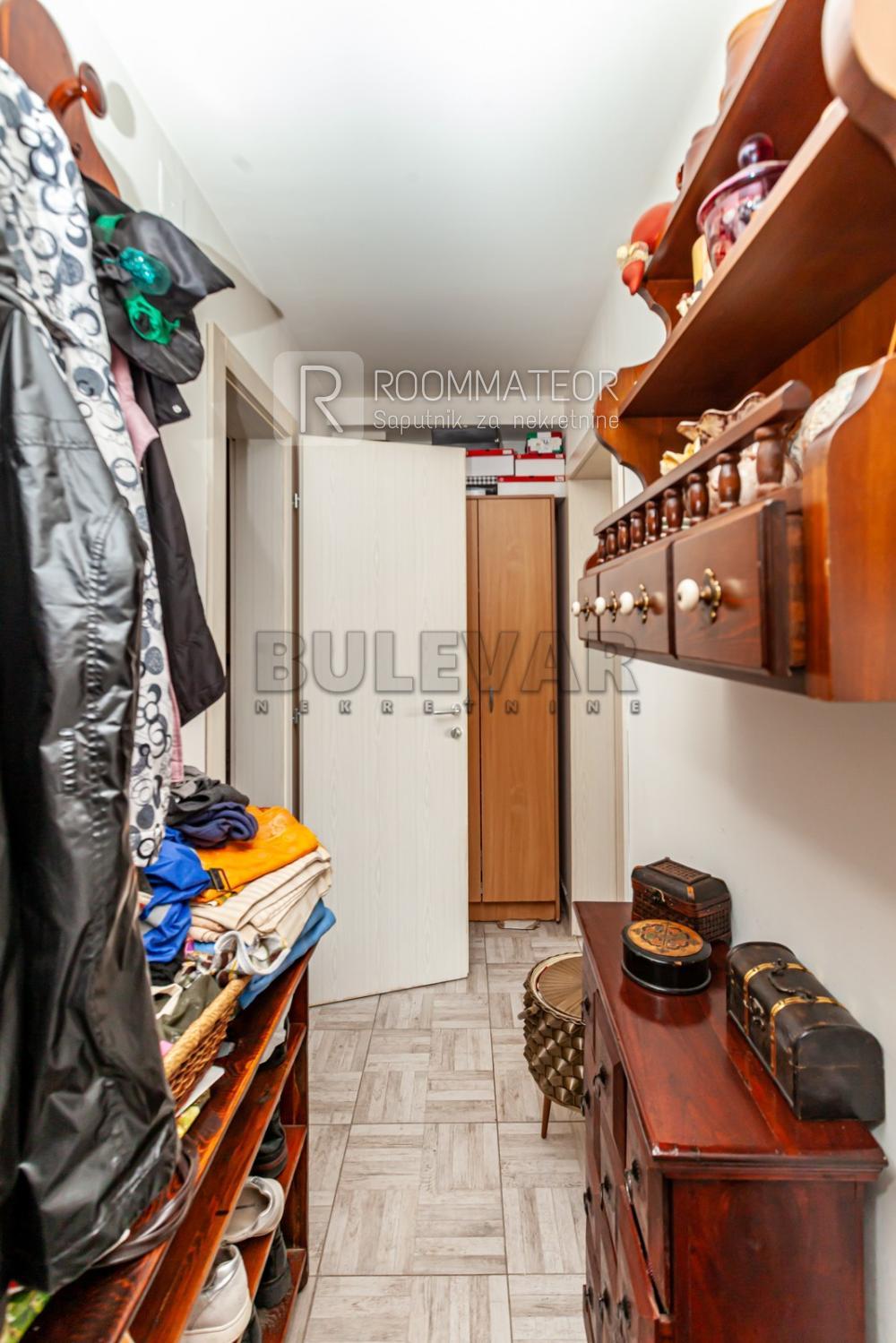 Slika 9 - Somborski bulevar, Trosoban stan na prodaju, 101m2, 126.000€