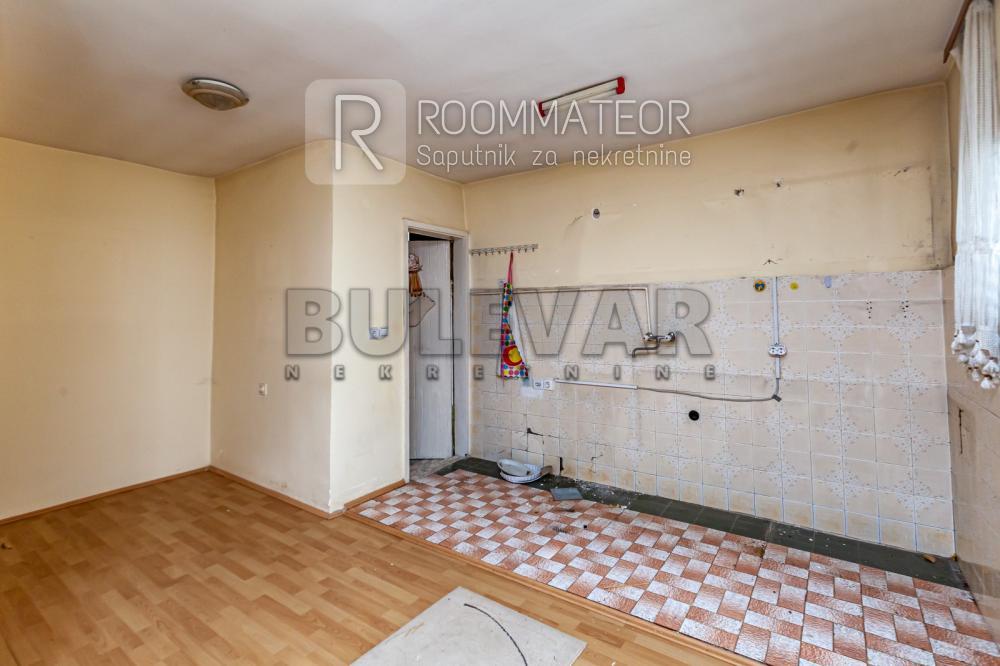 Slika 8 - Belopalanačka,  Kuća na prodaju, 270m2, 220.000€