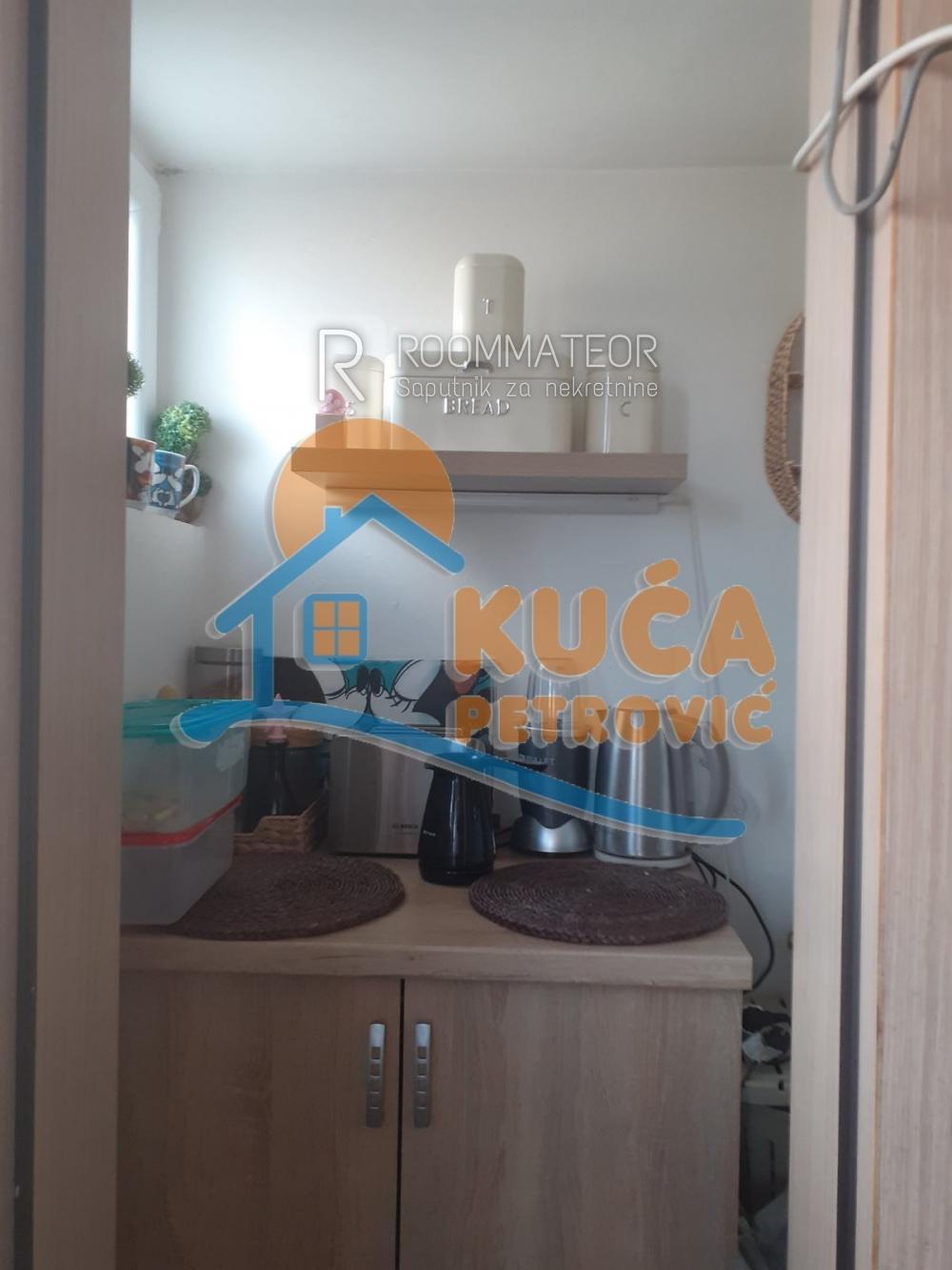 Slika 8 - Trg kralja Aleksandra Ujedinitelja, Četvorosoban stan na prodaju, 109m2, 180.000€