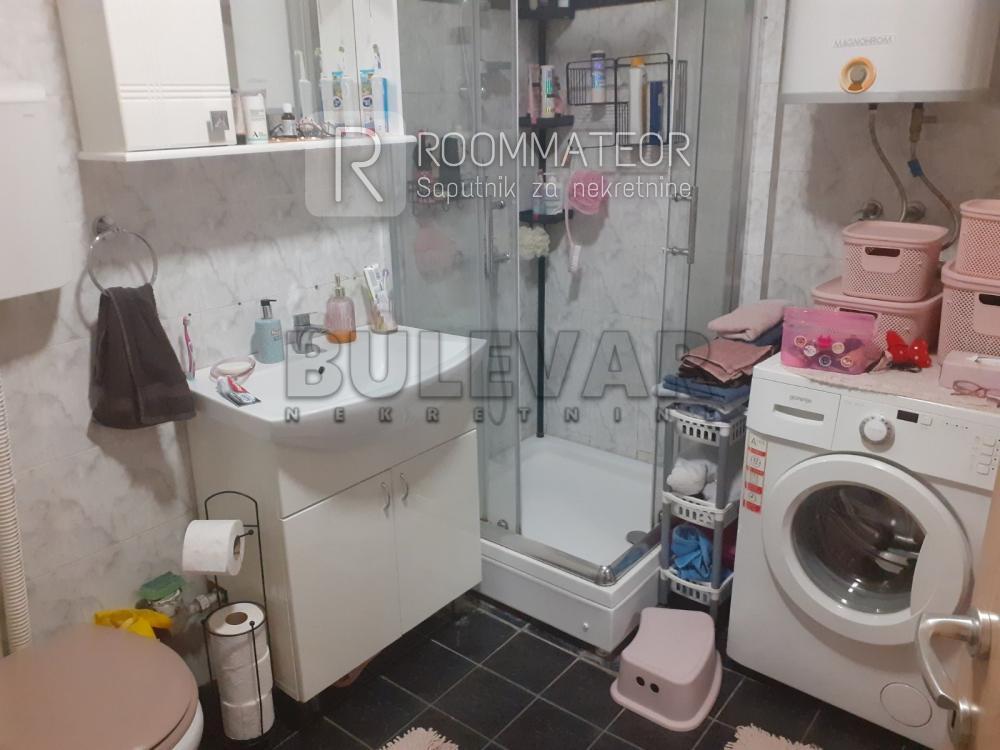 Slika 10 - Trg kralja Aleksandra Ujedinitelja, Četvorosoban stan na prodaju, 109m2, 180.000€