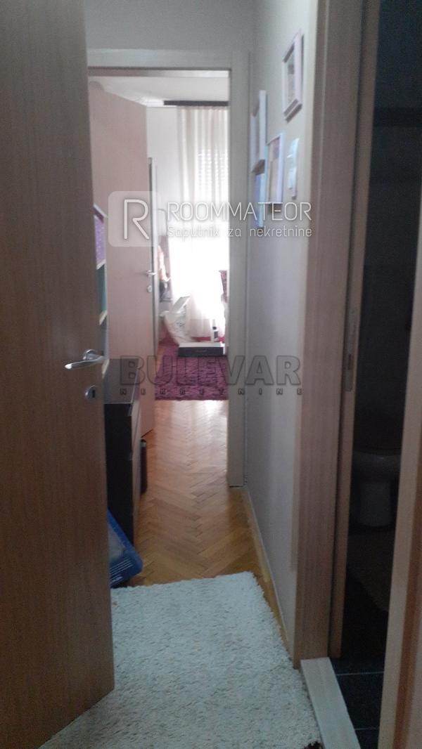 Slika 9 - Trg kralja Aleksandra Ujedinitelja, Četvorosoban stan na prodaju, 109m2, 180.000€