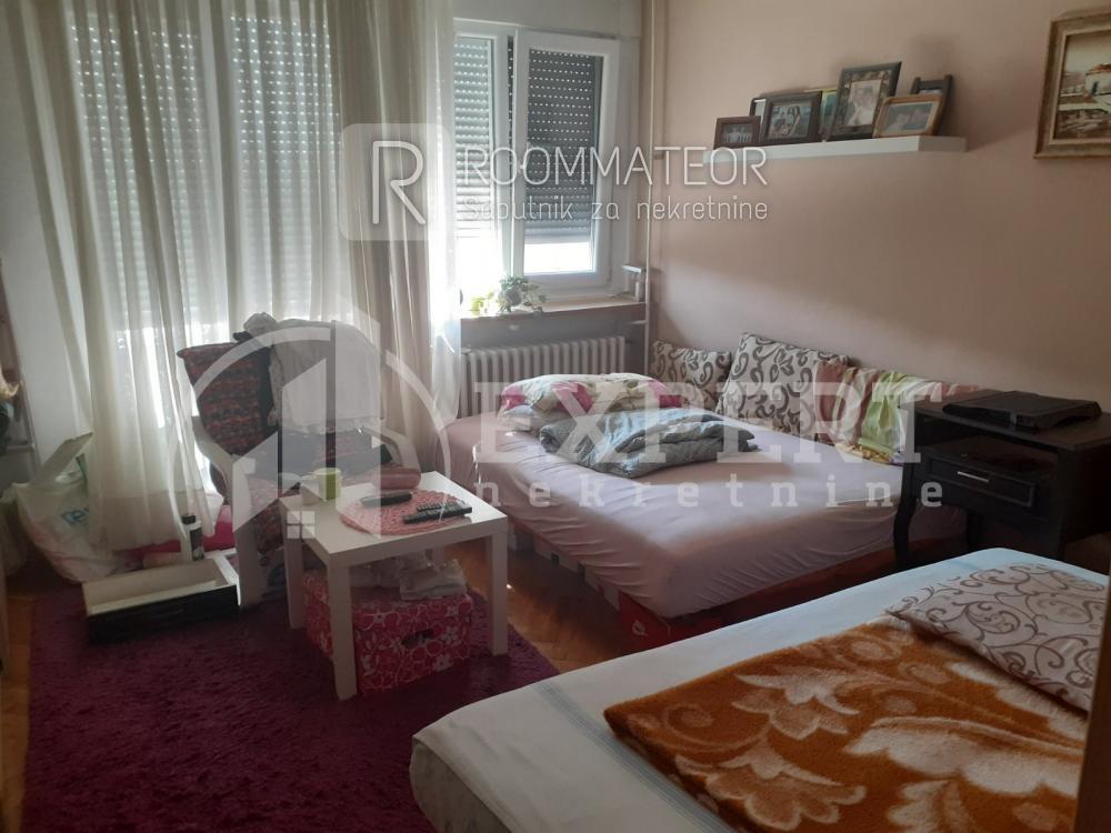 Slika 2 - Trg kralja Aleksandra Ujedinitelja, Četvorosoban stan na prodaju, 109m2, 180.000€