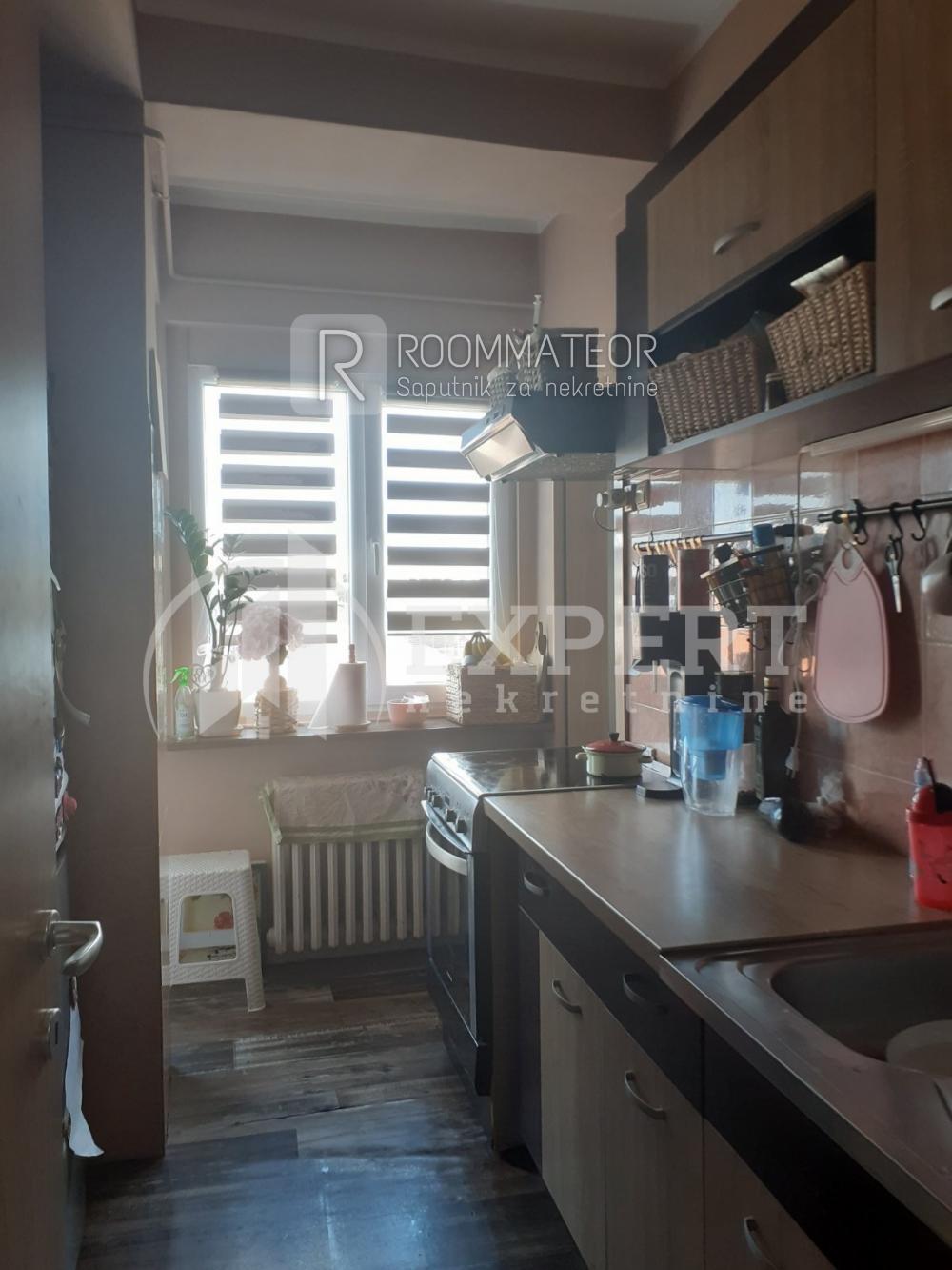 Slika 6 - Trg kralja Aleksandra Ujedinitelja, Četvorosoban stan na prodaju, 109m2, 180.000€