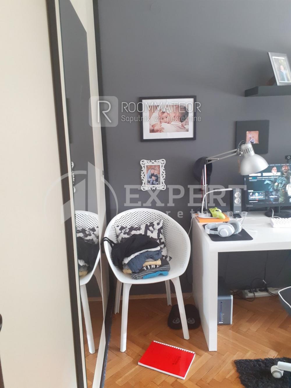 Slika 5 - Trg kralja Aleksandra Ujedinitelja, Četvorosoban stan na prodaju, 109m2, 180.000€