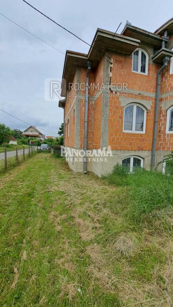 Slika 2 - Tamnavska,  Kuća na prodaju, 294m2, 130.000€