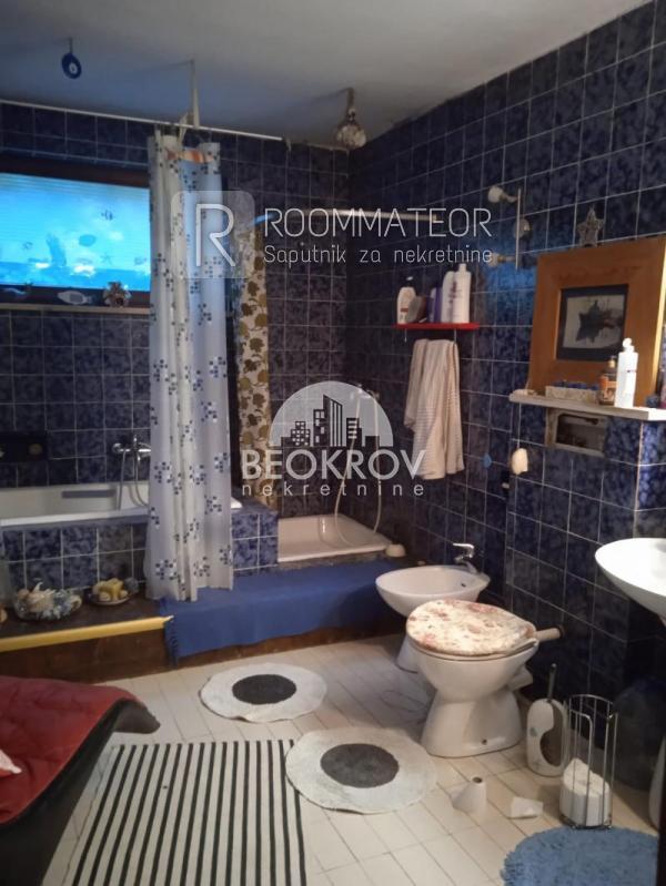 Slika 11 - Vojvode Stepe Stepanovića,  Kuća na prodaju, 400m2, 300.000€