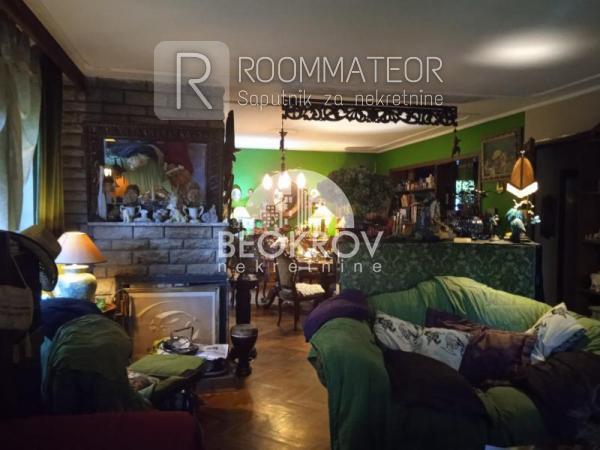 Slika 1 - Vojvode Stepe Stepanovića,  Kuća na prodaju, 400m2, 300.000€