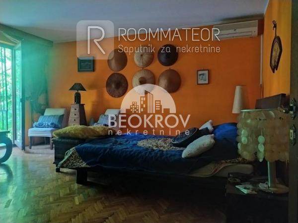 Slika 2 - Vojvode Stepe Stepanovića,  Kuća na prodaju, 400m2, 300.000€