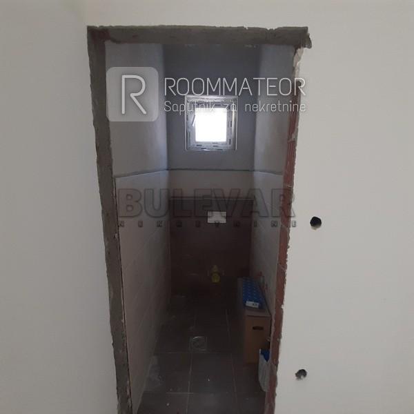 Slika 8 - Ratarska,  Kuća na prodaju, 220m2, 330.000€