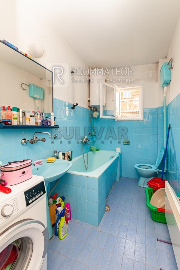 Slika 8 - Ljubomira Nikolića,  Kuća na prodaju, 200m2, 195.000€