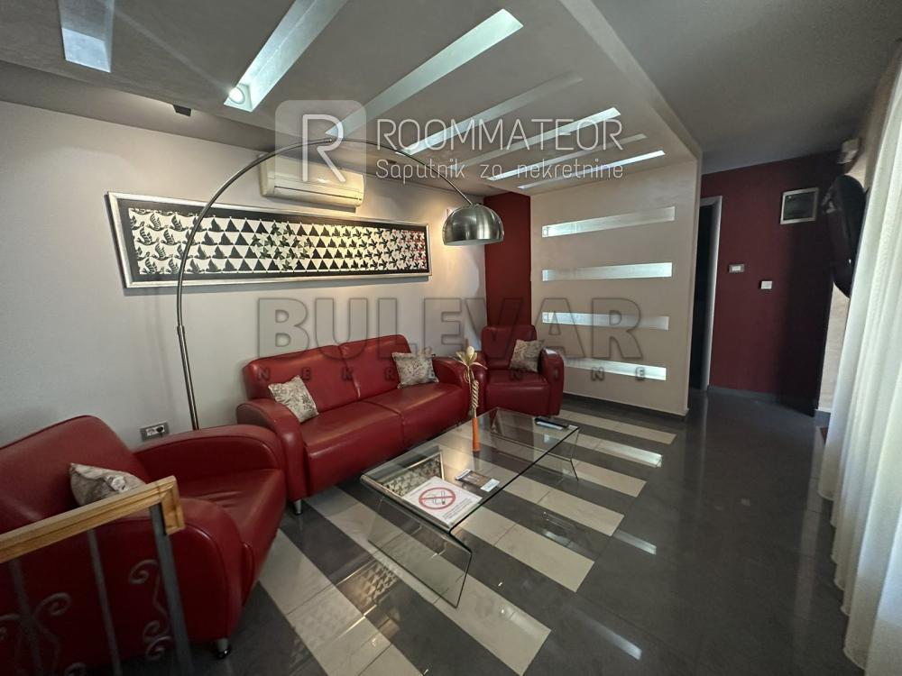 Slika 1 - Jeronimova,  Lokal za izdavanje, 200m2, 2.200€