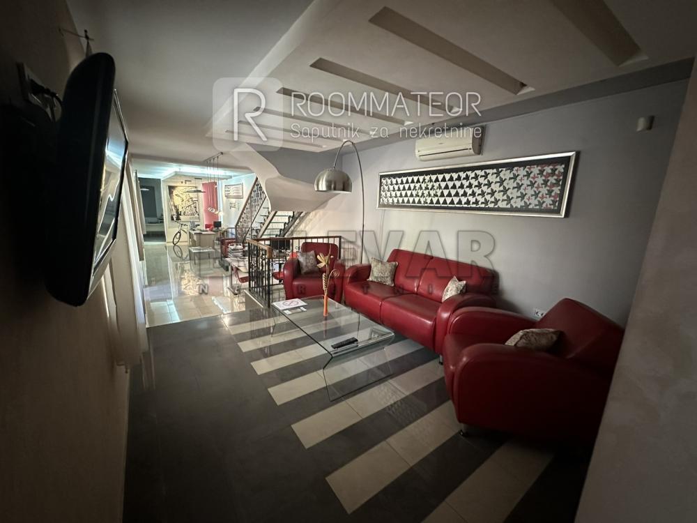 Slika 3 - Jeronimova,  Lokal za izdavanje, 200m2, 2.200€