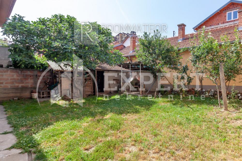 Slika 11 - Ljubomira Nikolića,  Kuća na prodaju, 200m2, 195.000€