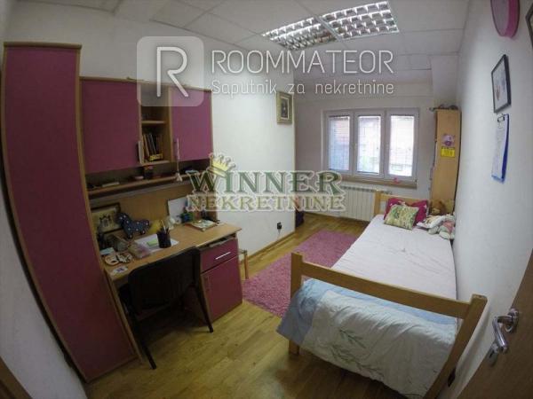 Slika 6 - Vikentija Rakića,  Kuća na prodaju, 170m2, 330.000€