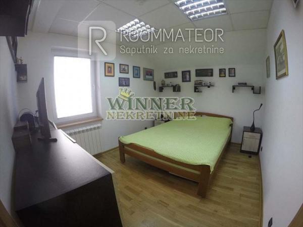 Slika 4 - Vikentija Rakića,  Kuća na prodaju, 170m2, 330.000€