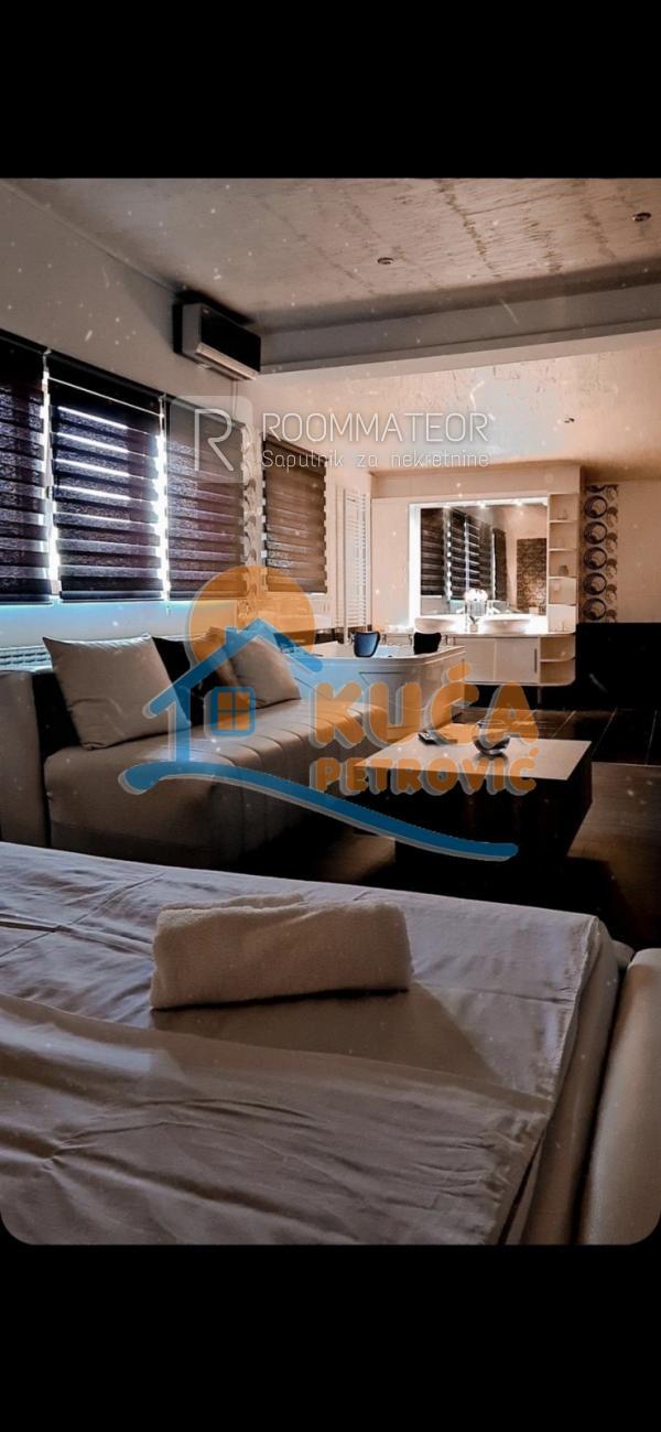 Slika 11 - Prosek,  Lokal na prodaju, 430m2, 295.000€