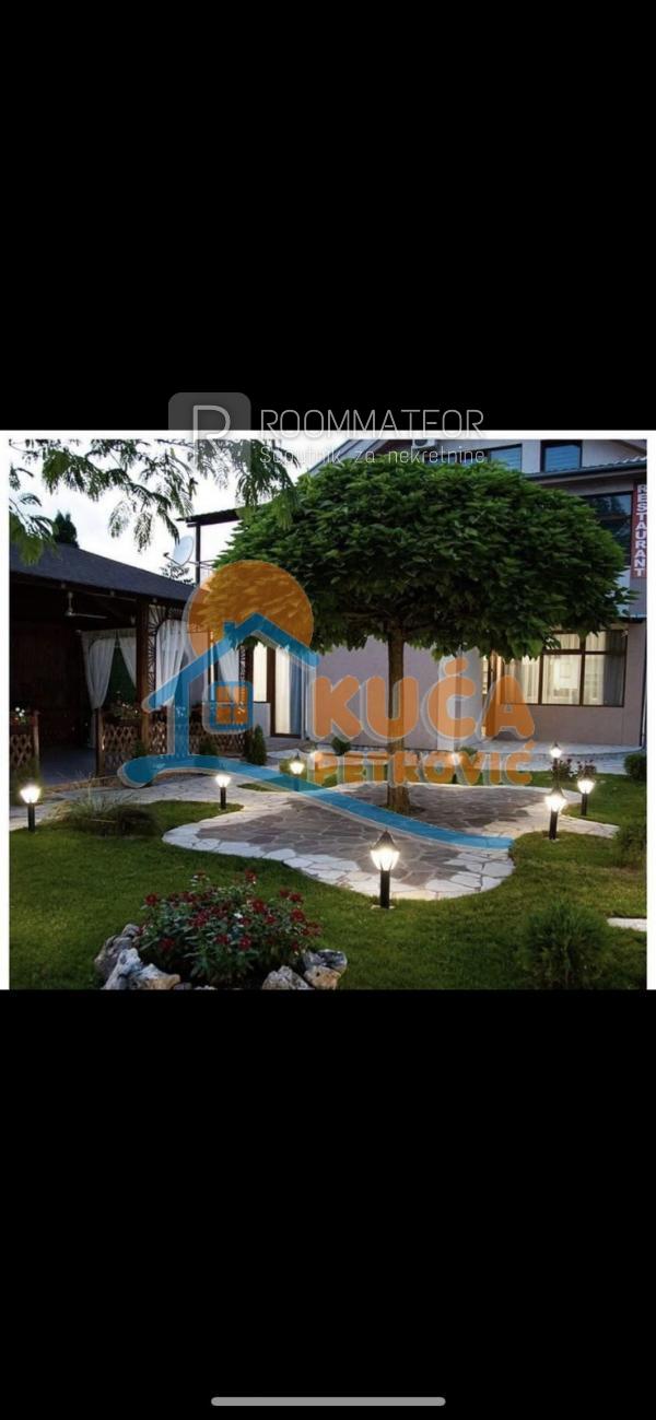 Slika 2 - Prosek,  Lokal na prodaju, 430m2, 295.000€