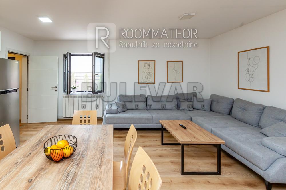 Slika 3 - Šumadijska,  Kuća na prodaju, 150m2, 318.000€