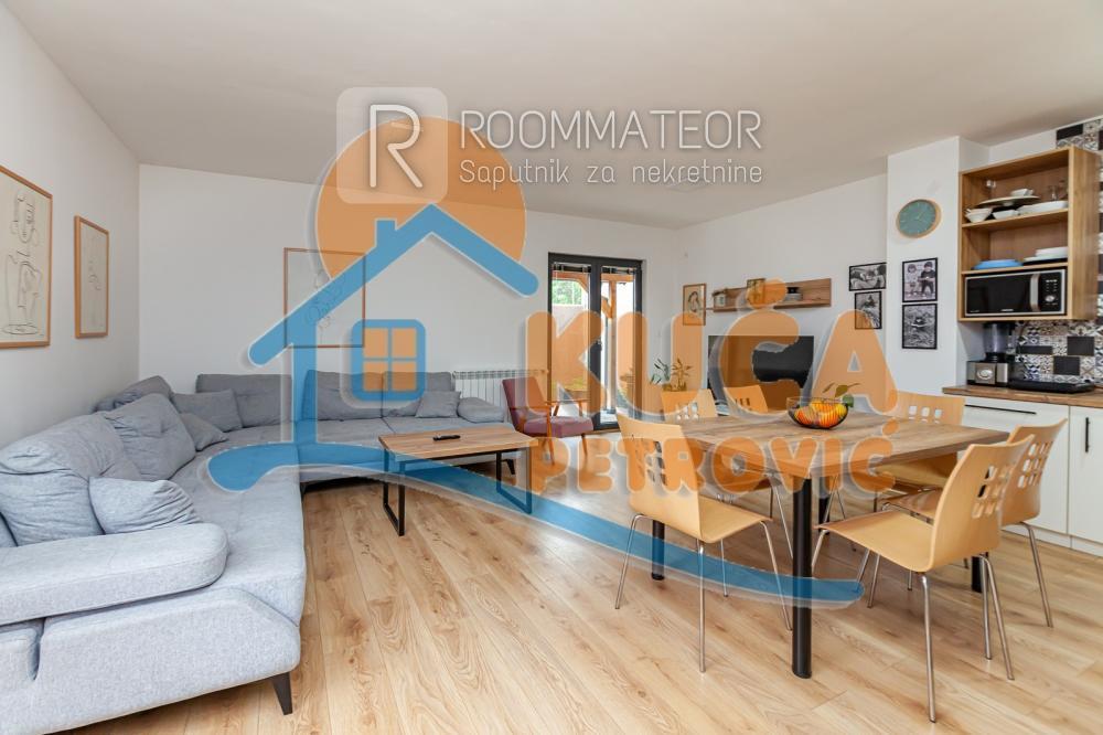 Glavna slika -Šumadijska,  Kuća na prodaju, 150m2, 318.000€