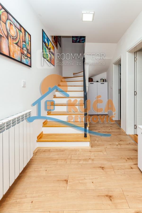 Slika 9 - Šumadijska,  Kuća na prodaju, 150m2, 318.000€