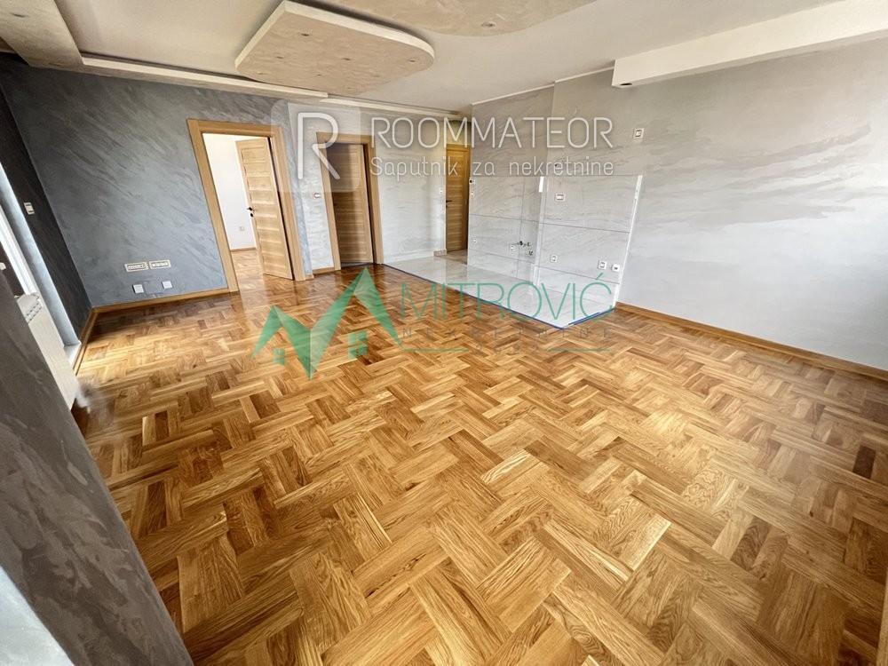 Glavna slika -Dvoiposoban stan na prodaju, 72m2, 178.060€