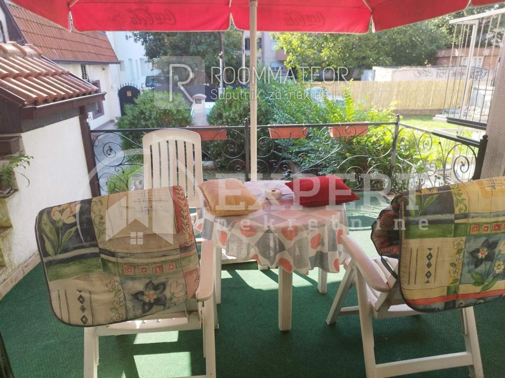 Glavna slika -Vojvode Mišića,  Kuća na prodaju, 450m2, 370.000€