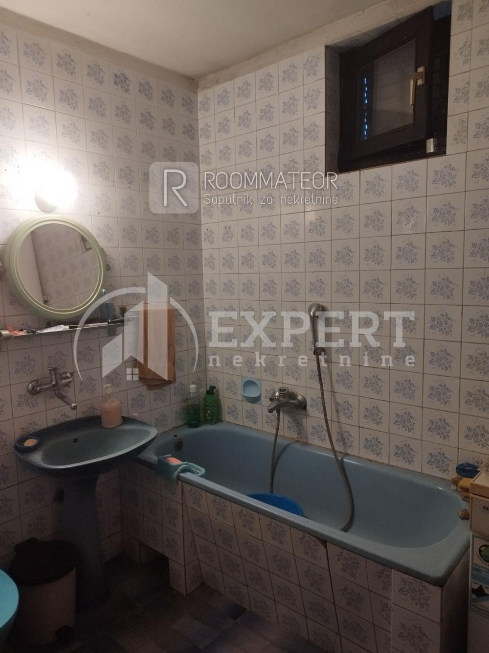 Slika 4 - Vojvode Mišića,  Kuća na prodaju, 450m2, 370.000€