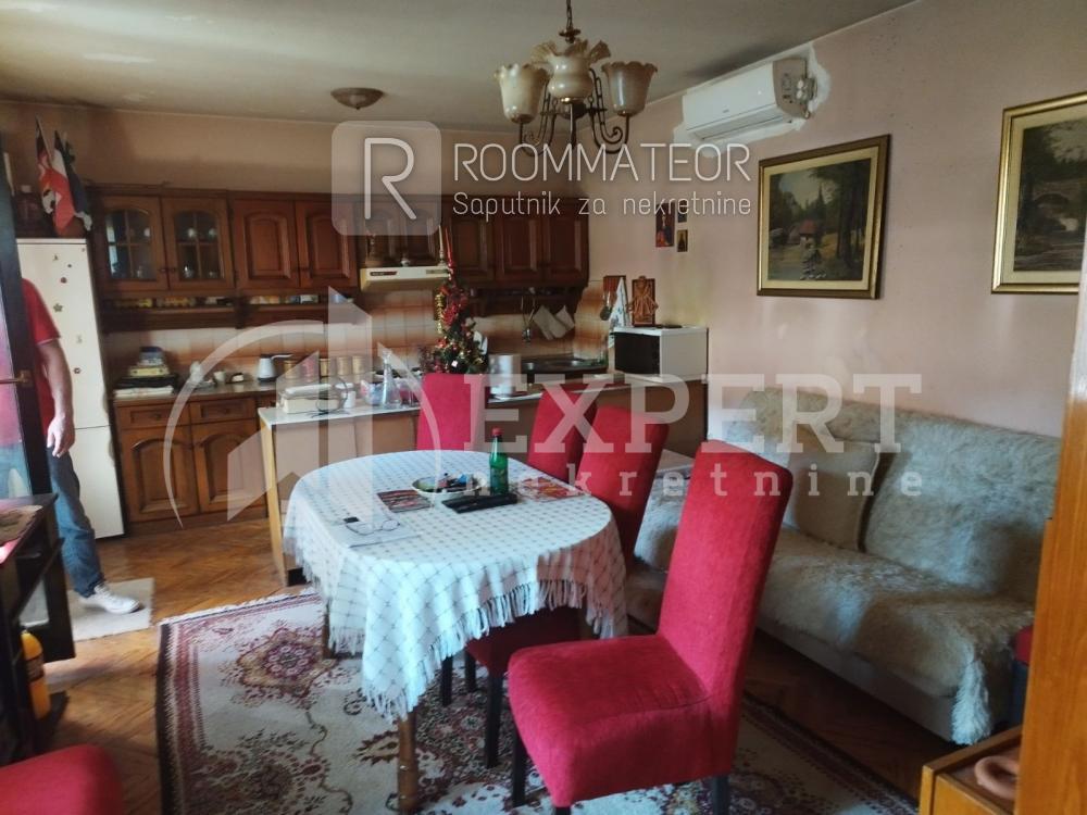 Slika 11 - Vojvode Mišića,  Kuća na prodaju, 450m2, 370.000€