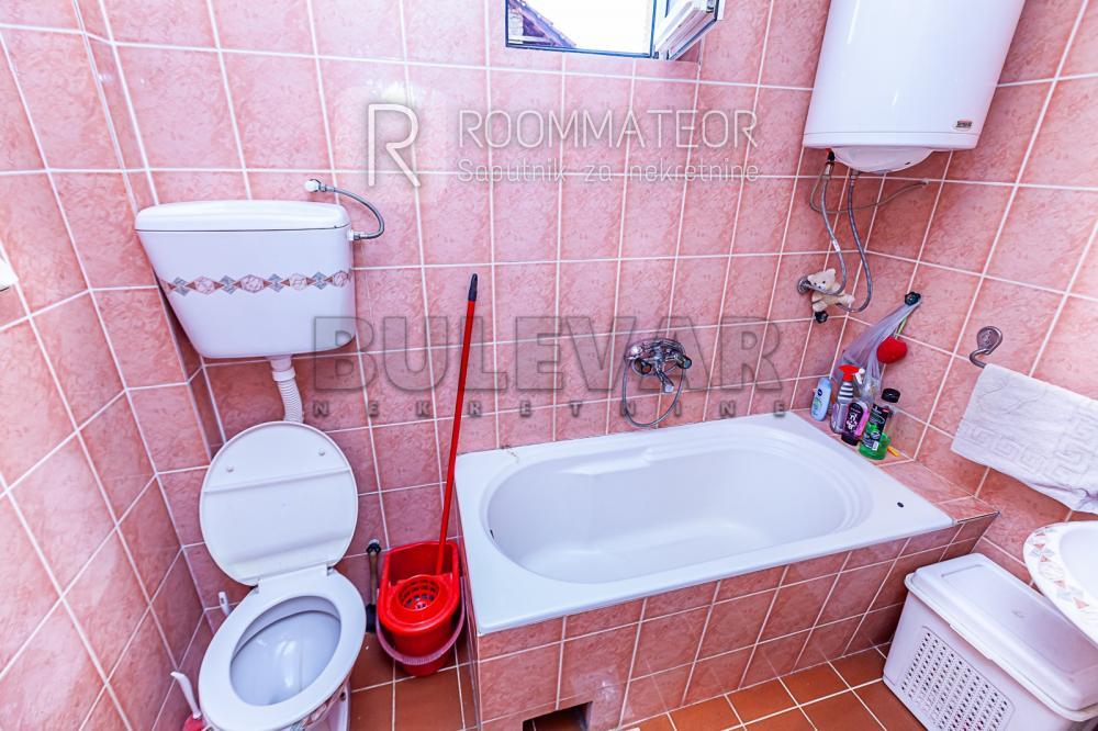 Slika 11 - Knjazevačka,  Kuća na prodaju, 204m2, 193.000€