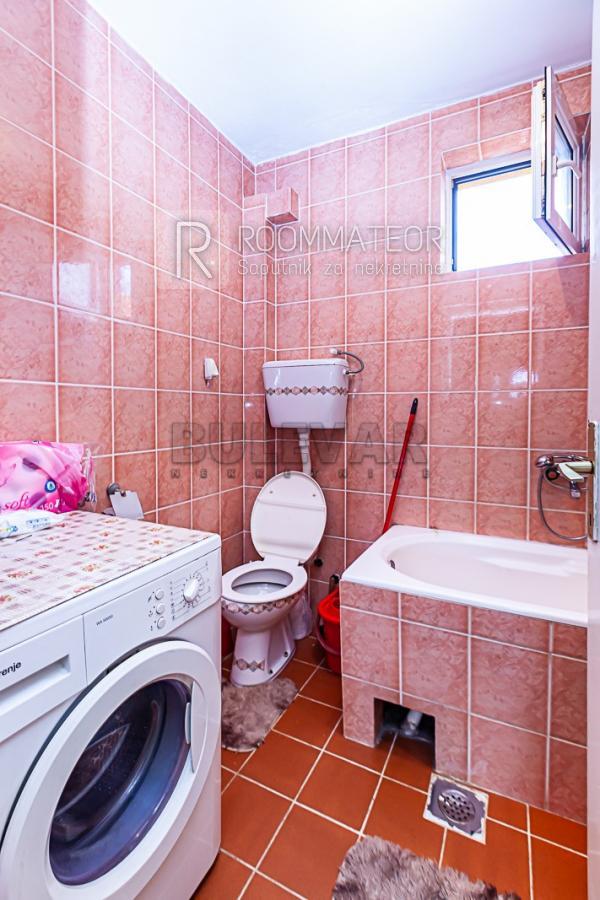 Slika 10 - Knjazevačka,  Kuća na prodaju, 204m2, 193.000€