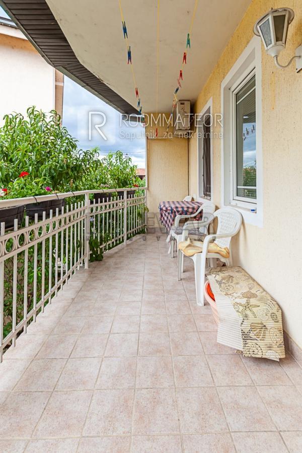 Slika 3 - Knjazevačka,  Kuća na prodaju, 204m2, 193.000€