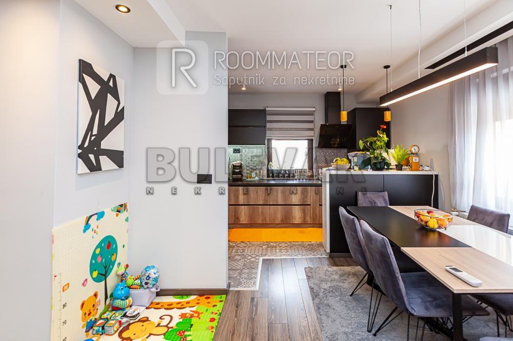 Slika 2 - Ljube Nenadovića,  Kuća na prodaju, 265m2, 290.000€