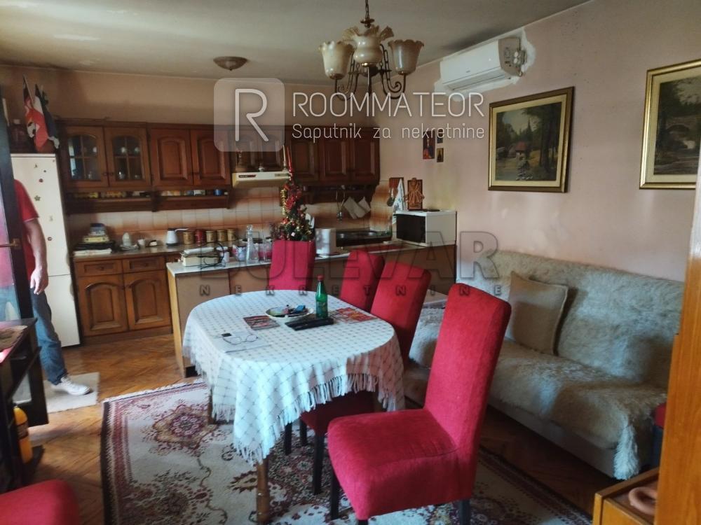 Slika 11 - Vojvode Mišića,  Kuća na prodaju, 450m2, 370.000€