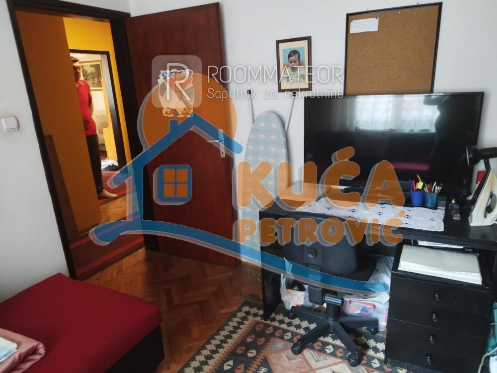 Slika 5 - Vojvode Mišića,  Kuća na prodaju, 450m2, 370.000€