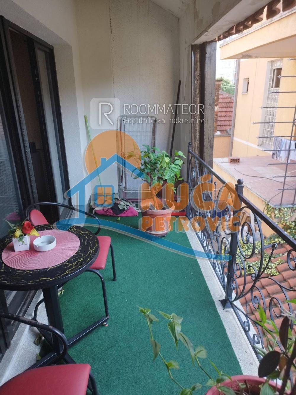 Slika 9 - Vojvode Mišića,  Kuća na prodaju, 450m2, 370.000€