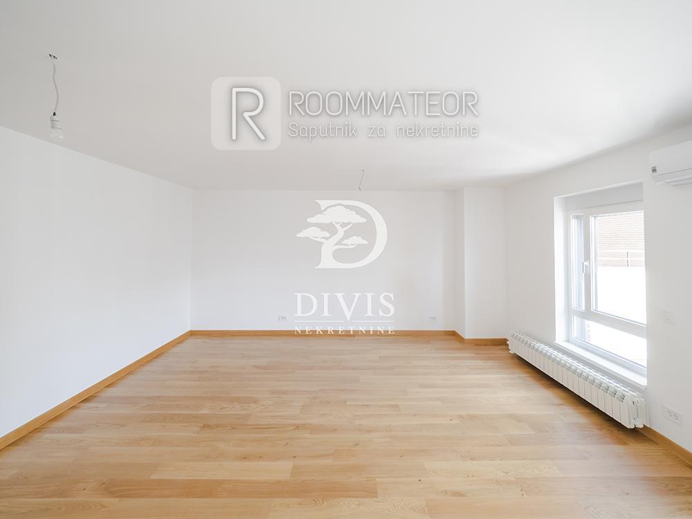 Glavna slika -Trosoban stan na prodaju, 75m2, 263.410€