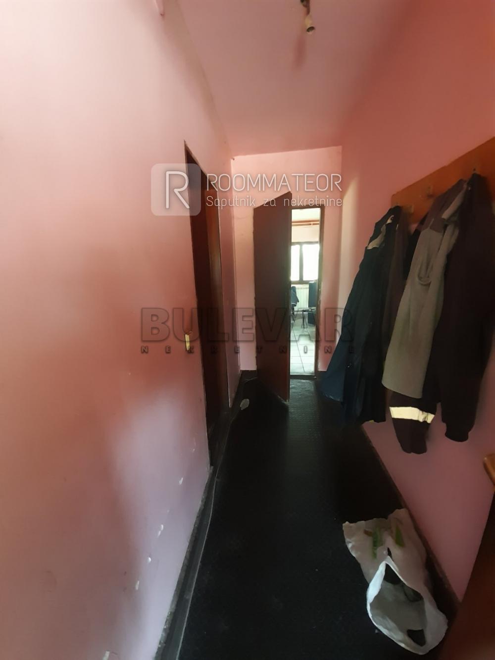 Slika 1 - Topličkog partizanskog odreda,  Lokal za izdavanje, 78m2, 234€