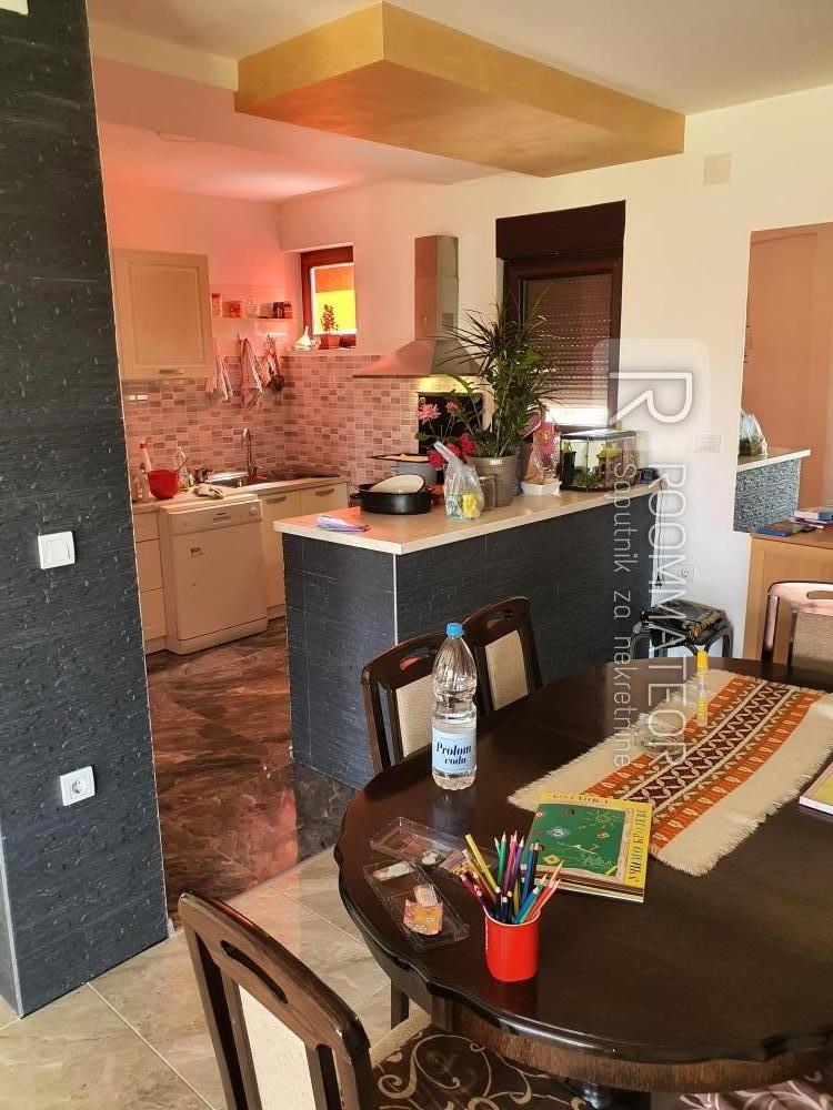 Slika 6 -  Kuća na prodaju, 300m2, 190.000€