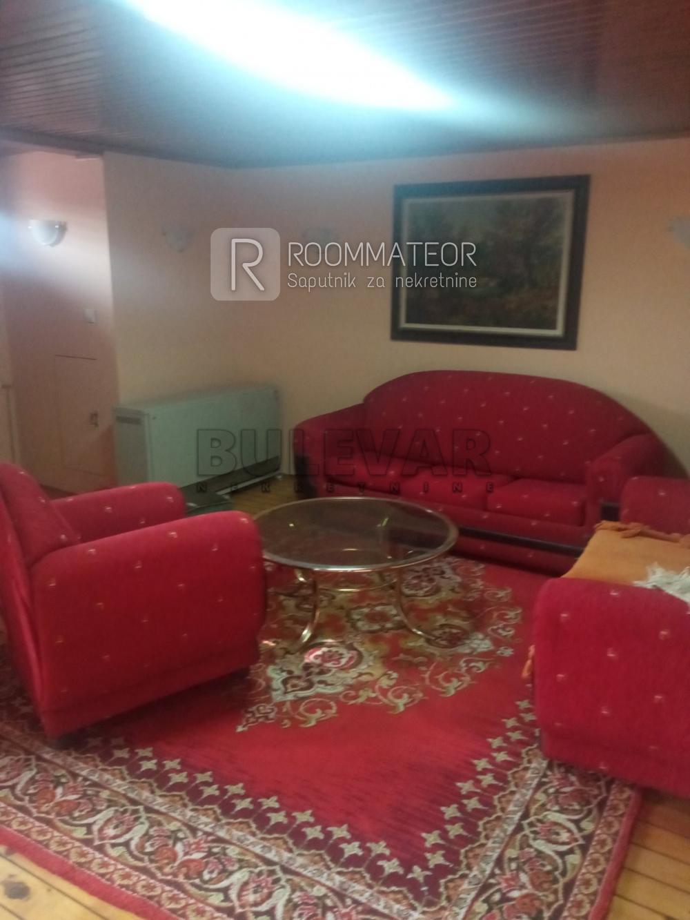 Slika 4 - Dositeja Obradovića, Troiposoban stan za izdavanje, 120m2, 500€