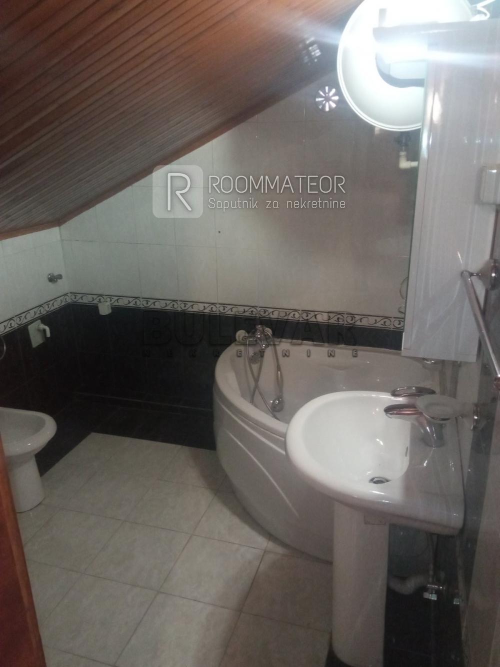 Slika 10 - Dositeja Obradovića, Troiposoban stan za izdavanje, 120m2, 500€