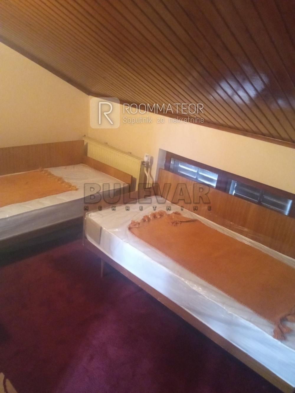 Slika 8 - Dositeja Obradovića, Troiposoban stan za izdavanje, 120m2, 500€