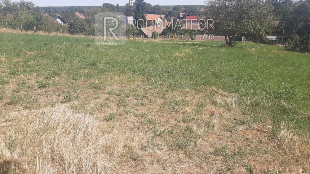 Slika 10 -  Plac na prodaju, Petrovaradin, , 602.550€