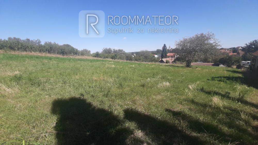 Slika 3 -  Plac na prodaju, Petrovaradin, , 602.550€