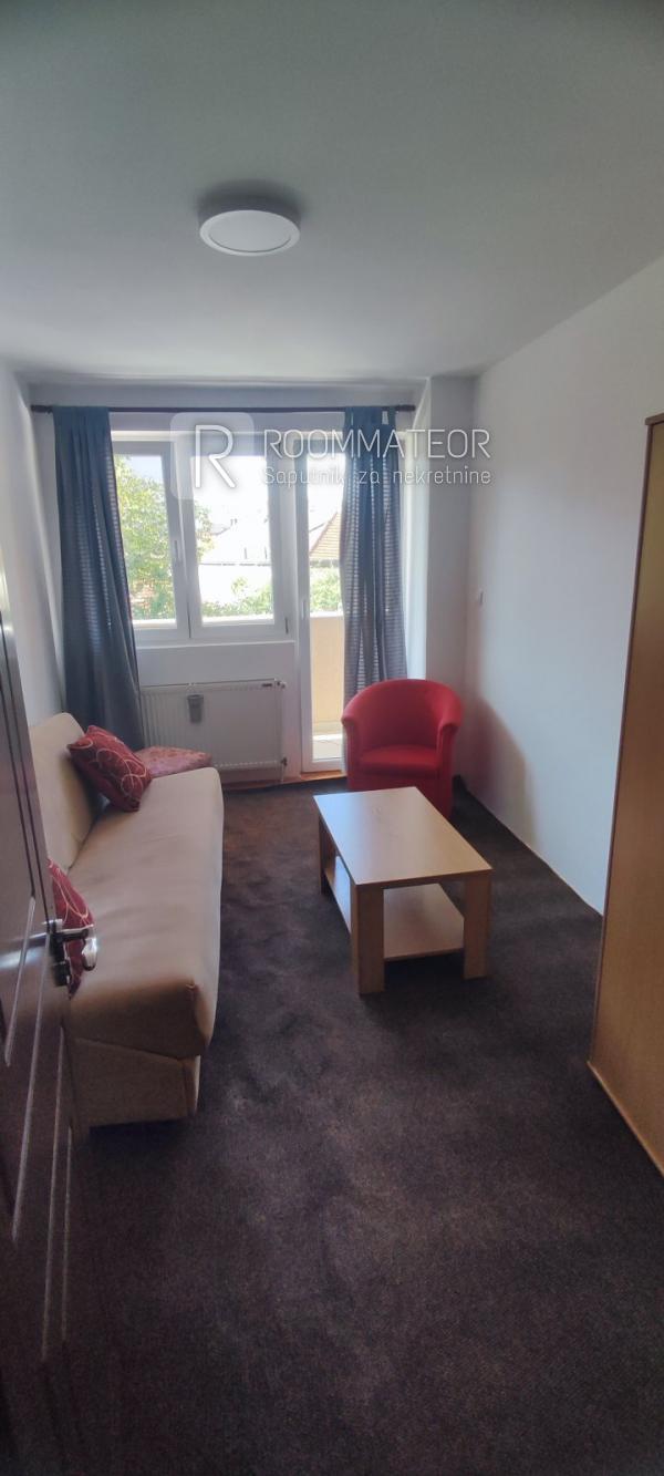 Slika 2 - Josifa Pancica 6, Četvorosoban stan za izdavanje, 75m2, 400€