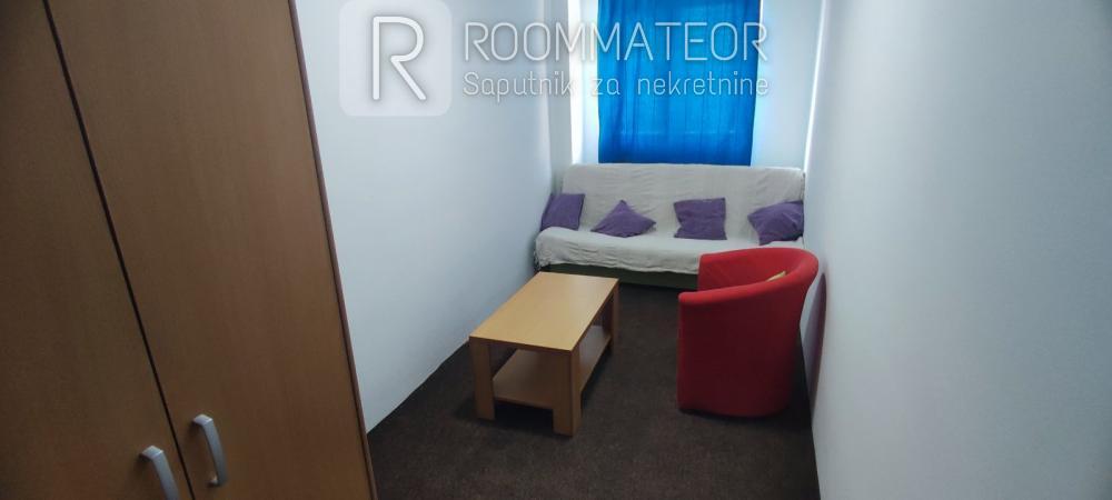 Slika 4 - Josifa Pancica 6, Četvorosoban stan za izdavanje, 75m2, 400€